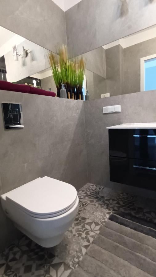 Apartament One Apartment ลูบลิน ภายนอก รูปภาพ